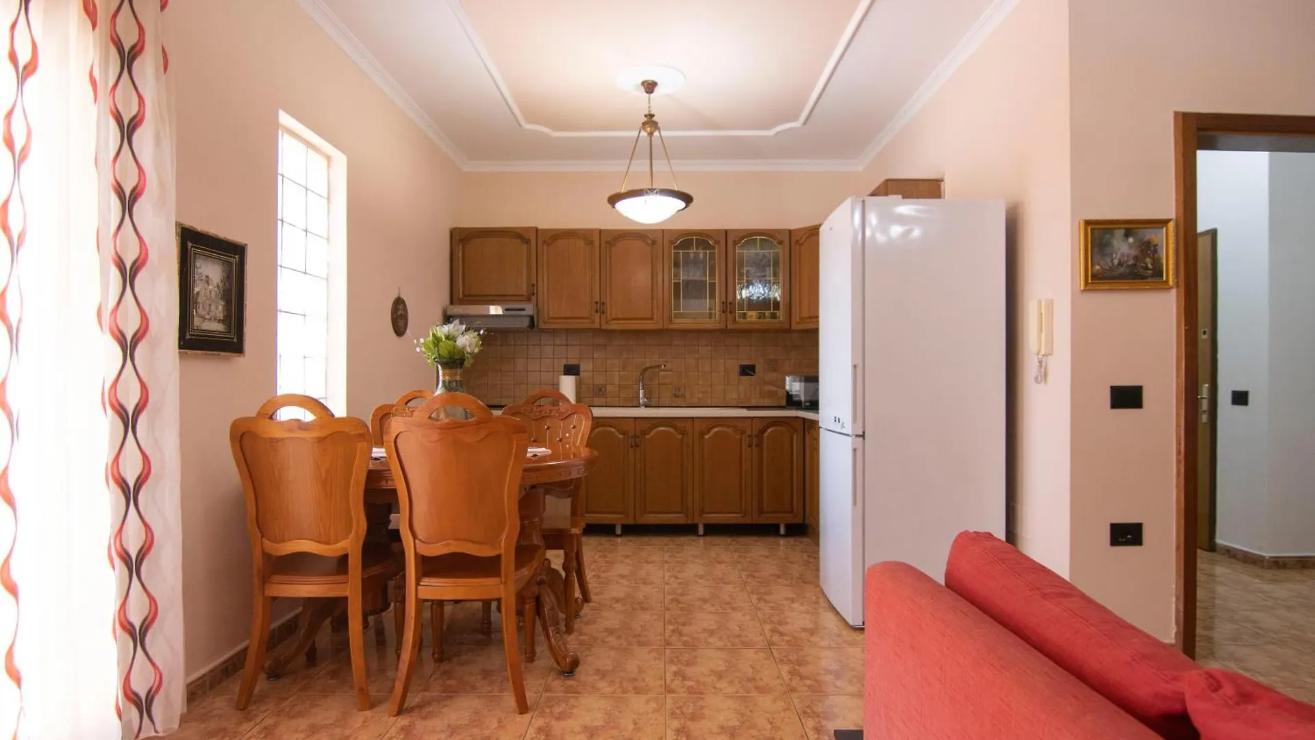Tirana Central Apartment